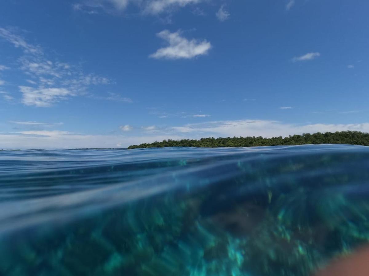 Maratua Dive Center And Lodge Maratua Island Екстериор снимка