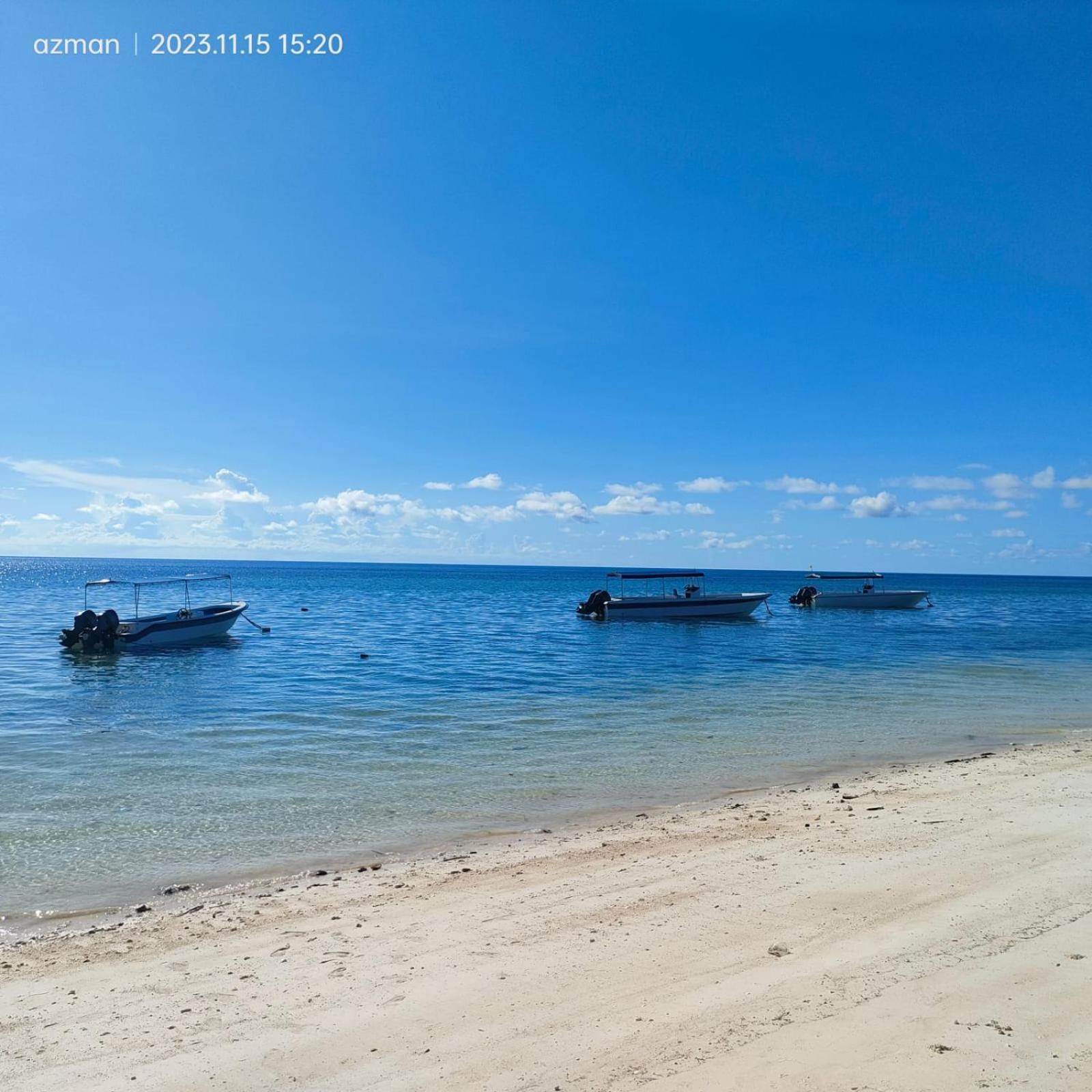 Maratua Dive Center And Lodge Maratua Island Екстериор снимка